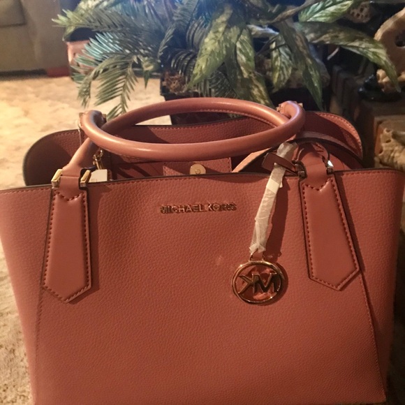 Michael Kors Kimberly Large EW Rose New - Picture 9 of 11